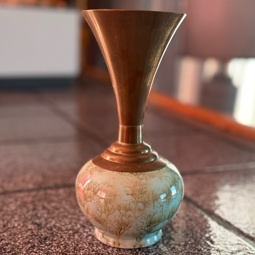 Vintage Holland delft brass vase